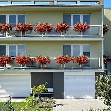 Apartman Krasna Vyhlidka Dolni Benesov Luaran gambar